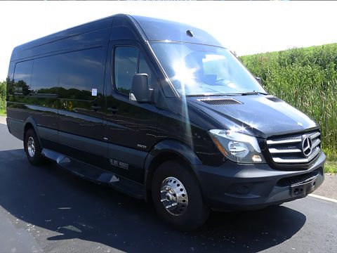 Charter bus rental in NYC